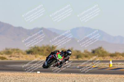 media/Dec-09-2023-SoCal Trackdays (Sat) [[76a8ac2686]]/Turn 15 Set 1 (230pm)/